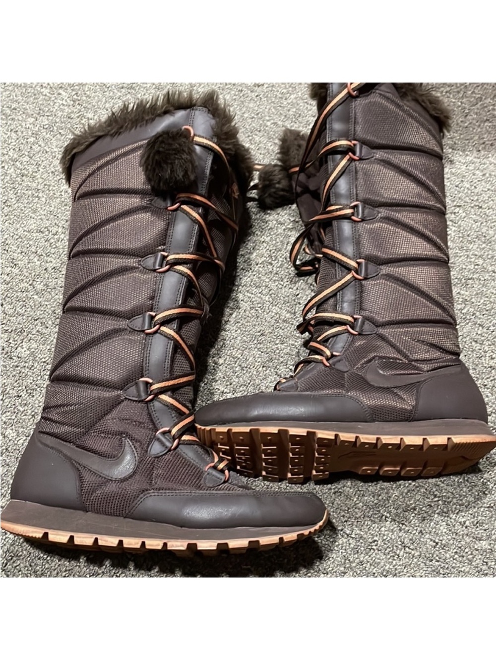 Womens Nike Winter Hi 3 Premium Winter Boots - Brown, Size 7